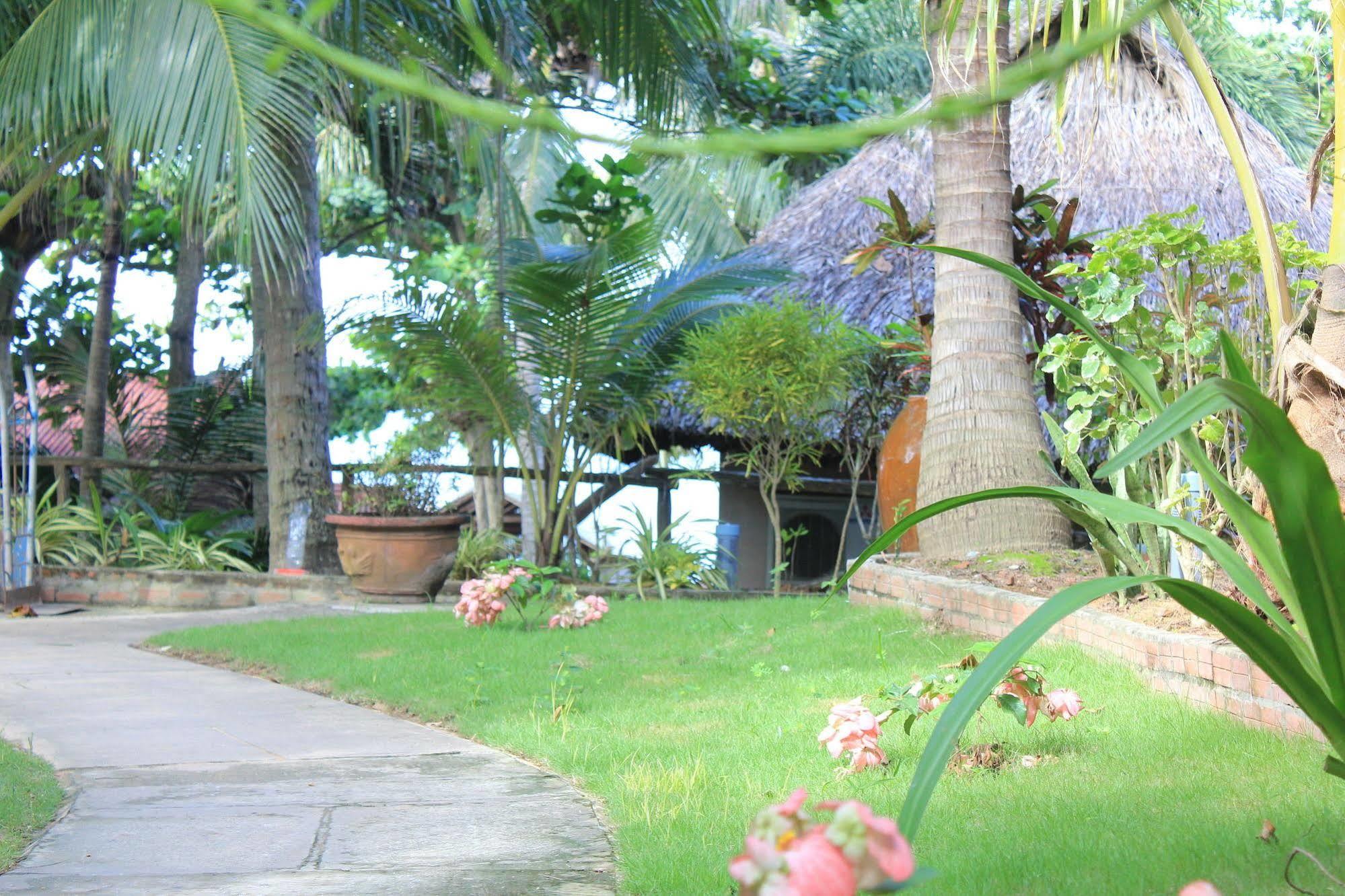 Lien Hiep Thanh Homestay & Beach Bar Phu Quoc Esterno foto
